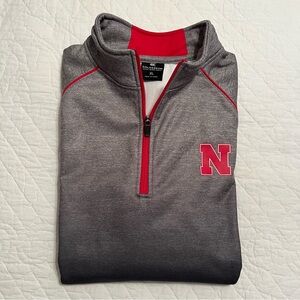 NWT Nebraska Cornhuskers Gray/Black Quarter Zip Pullover Top Colosseum Men’s XL
